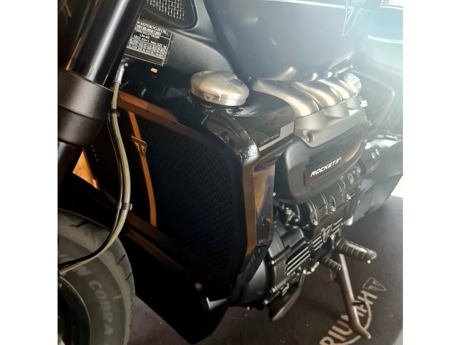 TRIUMPH ROCKET 3 R STORM