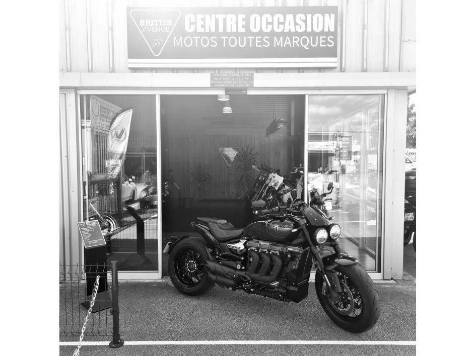TRIUMPH ROCKET 3 R STORM