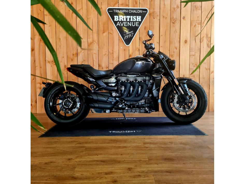 TRIUMPH ROCKET 3 R STORM