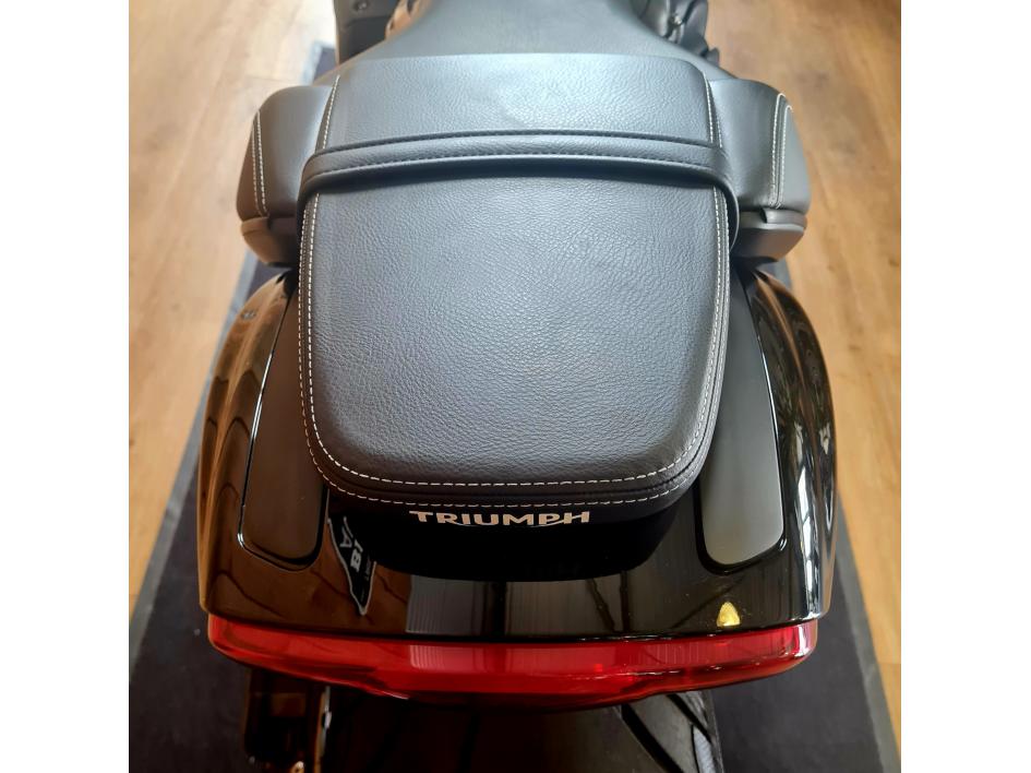 TRIUMPH ROCKET 3 R STORM