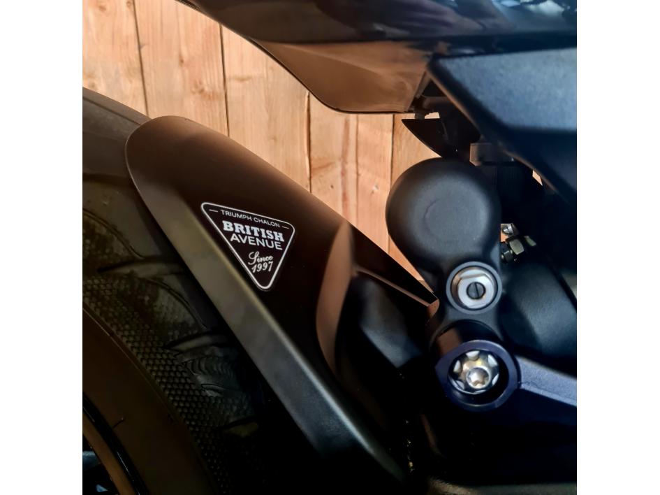 TRIUMPH ROCKET 3 R STORM