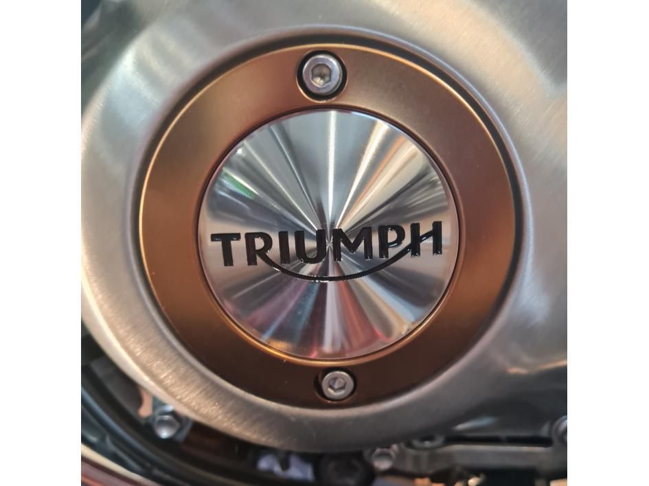 TRIUMPH BONNEVILLE T120
