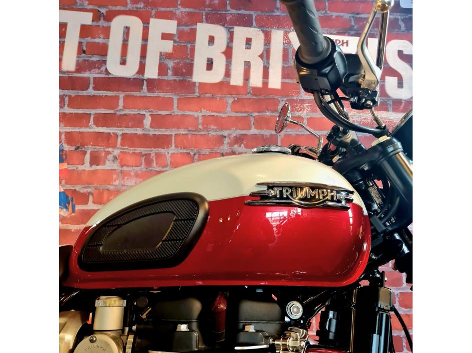 TRIUMPH BONNEVILLE T120