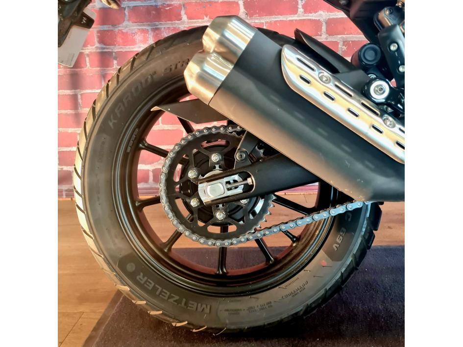 TRIUMPH Scrambler 400 X