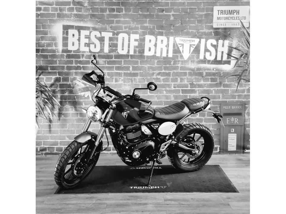 TRIUMPH Scrambler 400 X