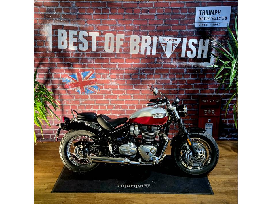 TRIUMPH BONNEVILLE SPEEDMASTER 1200