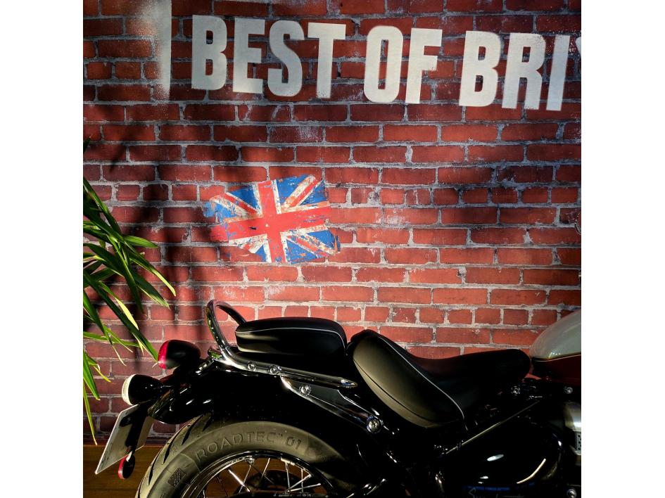 TRIUMPH BONNEVILLE SPEEDMASTER 1200