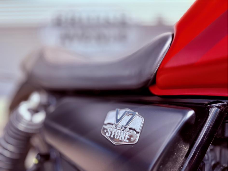 MOTO GUZZI V7 STONE 850