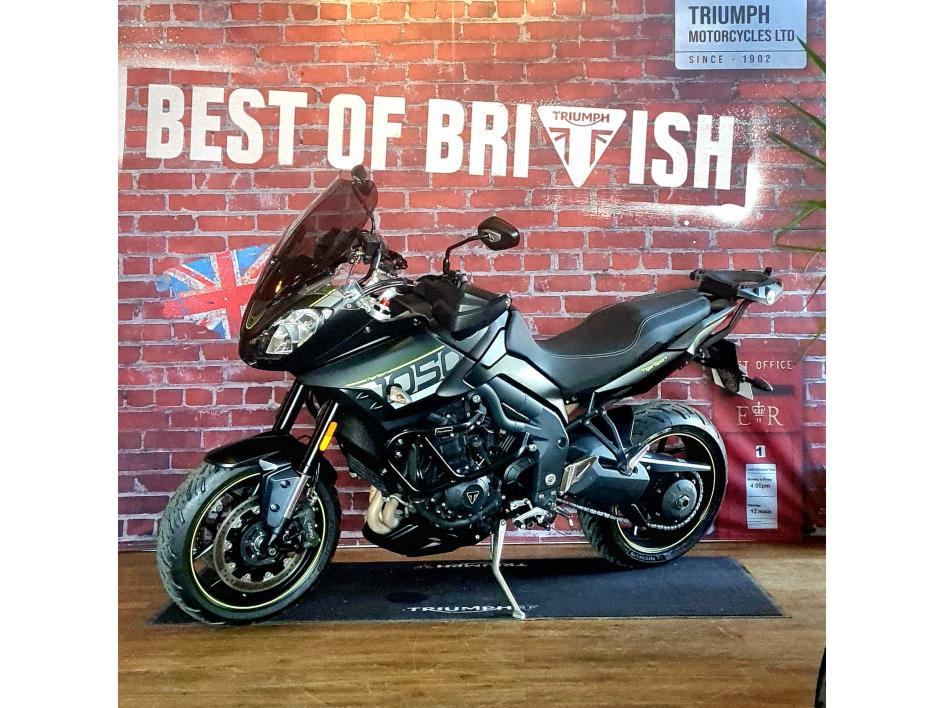 TRIUMPH TIGER 1050 SPORT