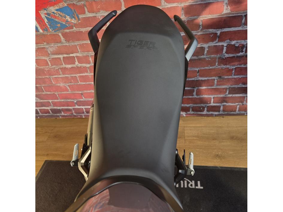 TRIUMPH TIGER SPORT 800