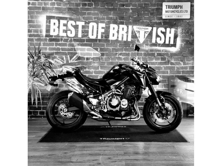 KAWASAKI Z 900