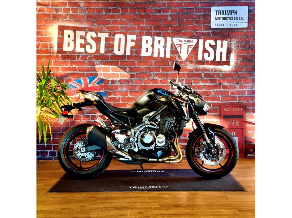 KAWASAKI Z 900