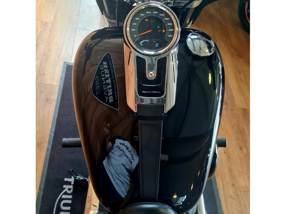 HARLEY-DAVIDSON SOFTAIL SPORT GLIDE 1745 