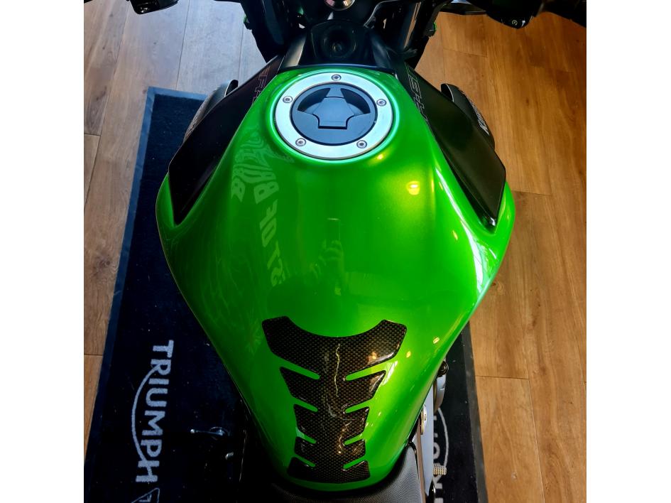 KAWASAKI ER-6 (47.5CV)