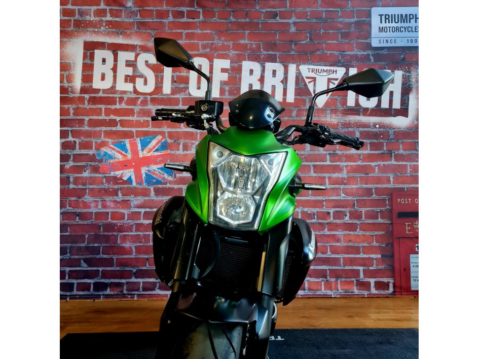 KAWASAKI ER-6 (47.5CV)