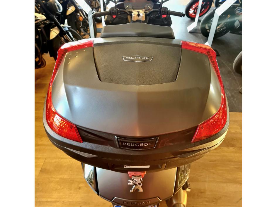 PEUGEOT METROPOLIS 400 GT