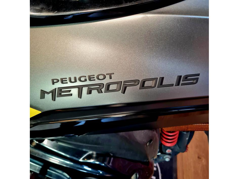 PEUGEOT METROPOLIS 400 GT