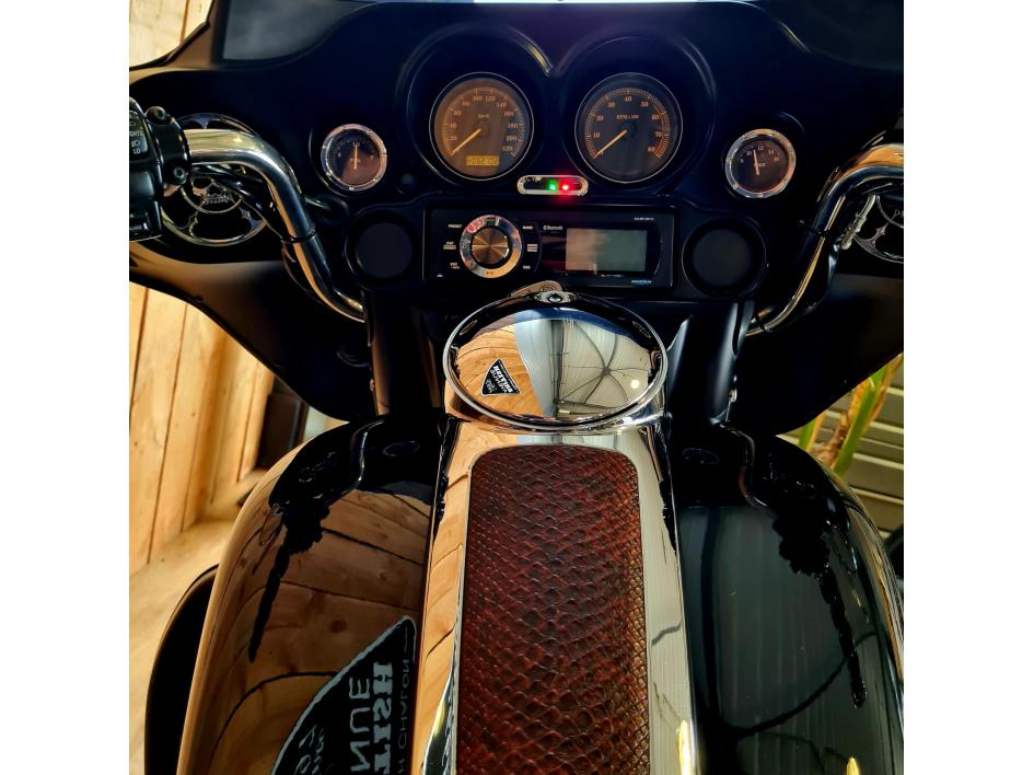 HARLEY-DAVIDSON TOURING ELECTRA GLIDE 1584