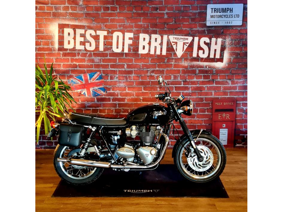 TRIUMPH BONNEVILLE T120