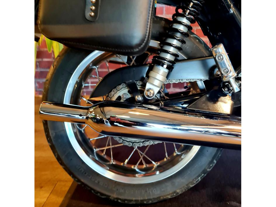 TRIUMPH BONNEVILLE T120