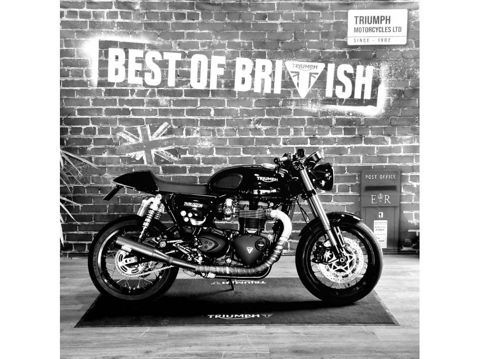 TRIUMPH THRUXTON 1200 RS
