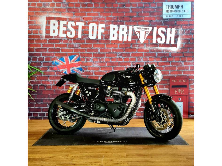 TRIUMPH THRUXTON 1200 RS